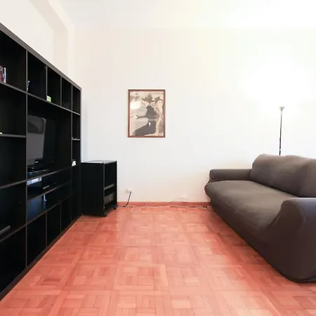 Duomo Area *